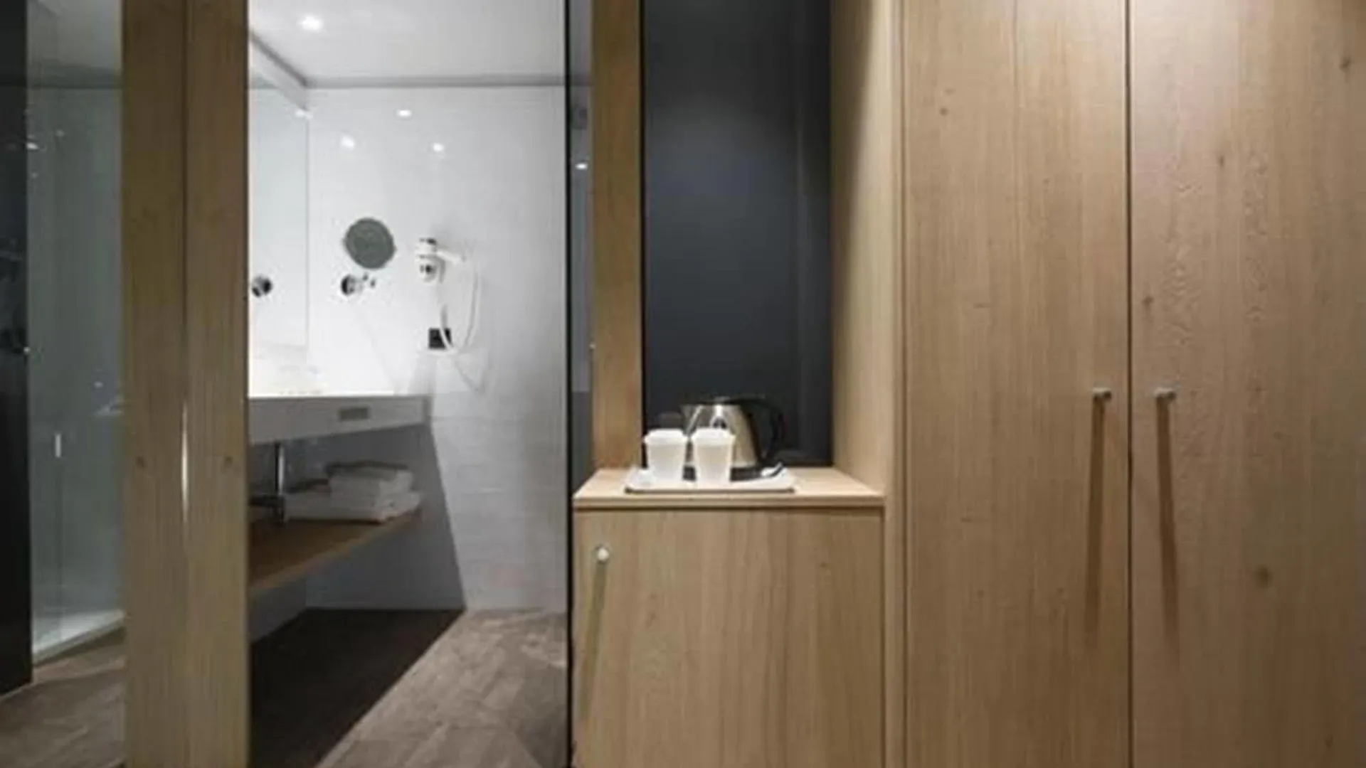 ***  Yurbban Trafalgar Hotel Barcelona Spain