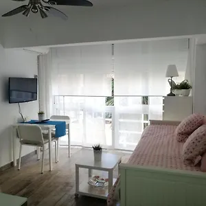 https://apartamento-malagueta-playa.es-andalucia.com